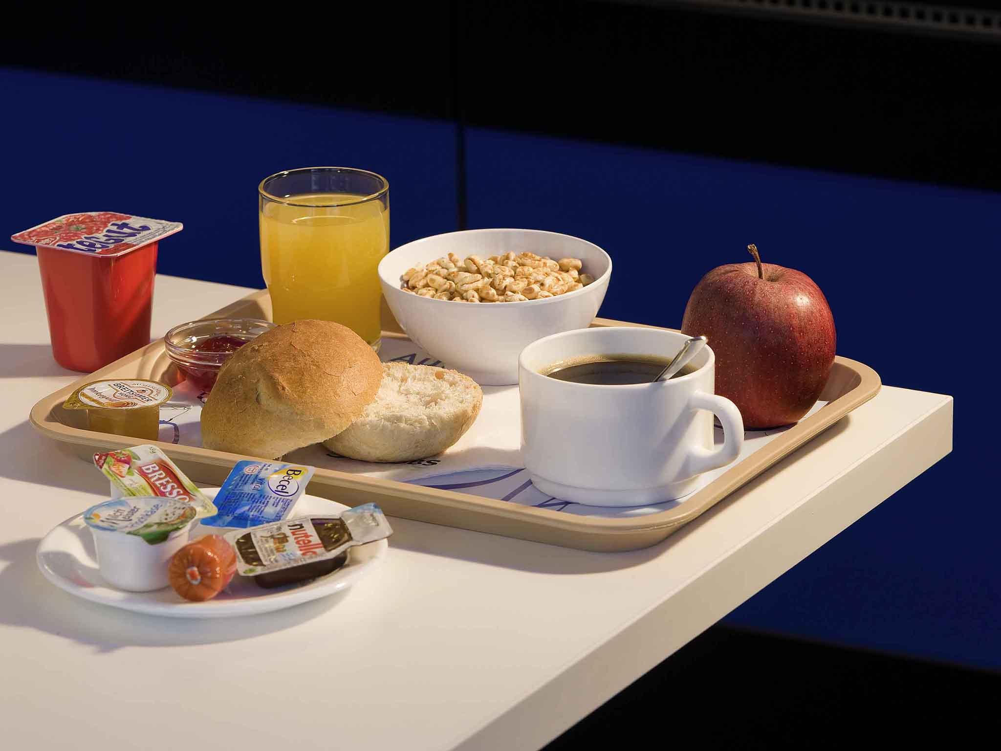 Ibis Budget Brive La Gaillarde Екстериор снимка